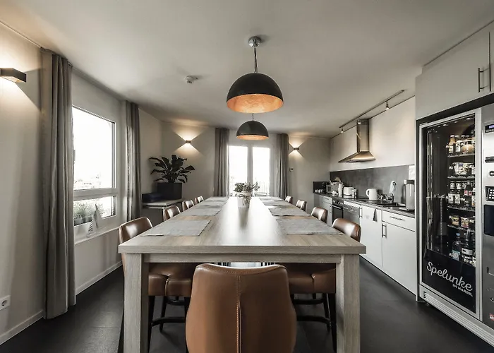 Harbr. Boardinghouse